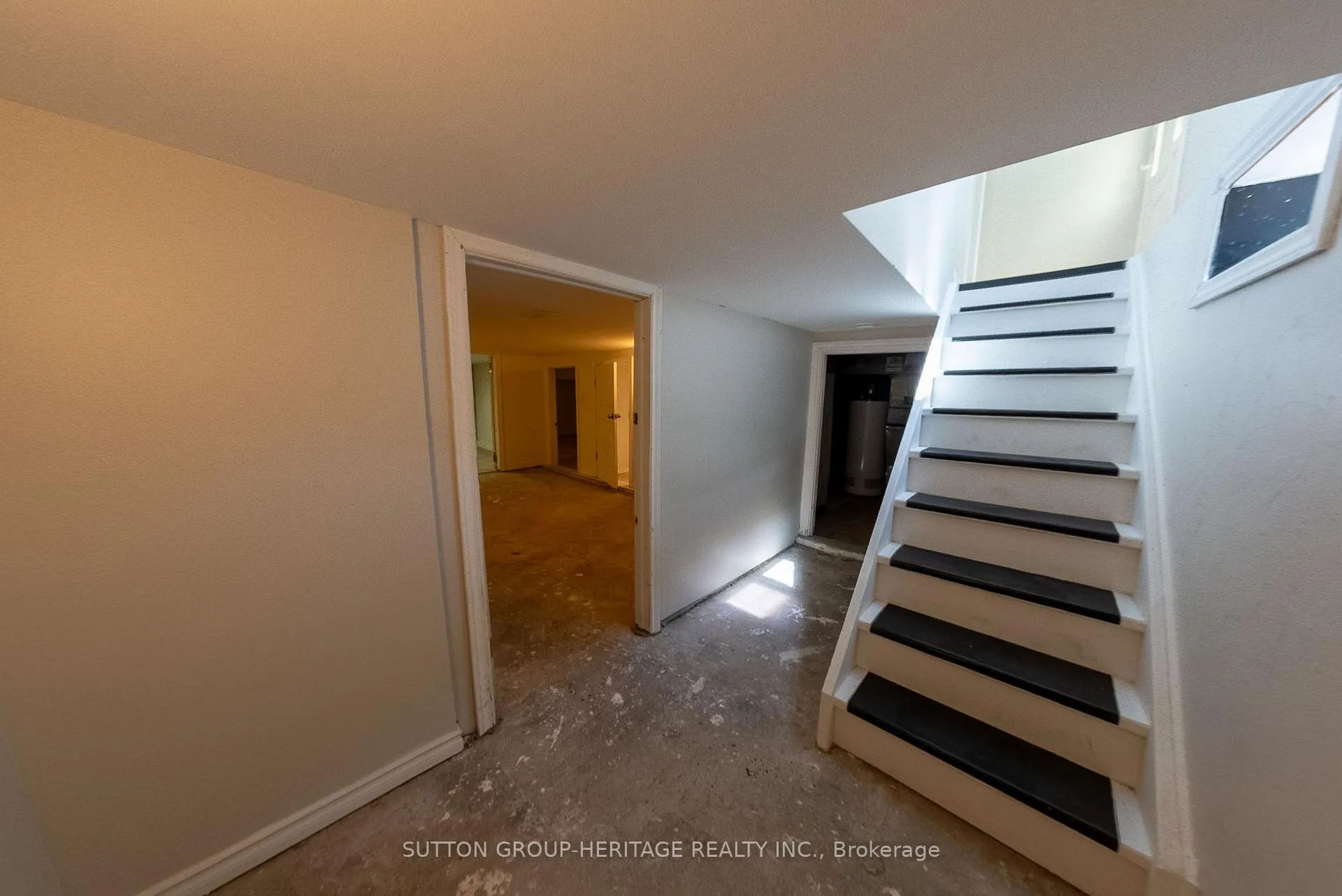 Photo 19 of 661 Annland Street, Pickering, Bay Ridges — HOMEH