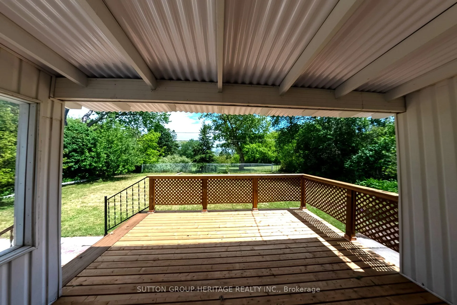 Photo 21 of 661 Annland Street, Pickering, Bay Ridges — HOMEH