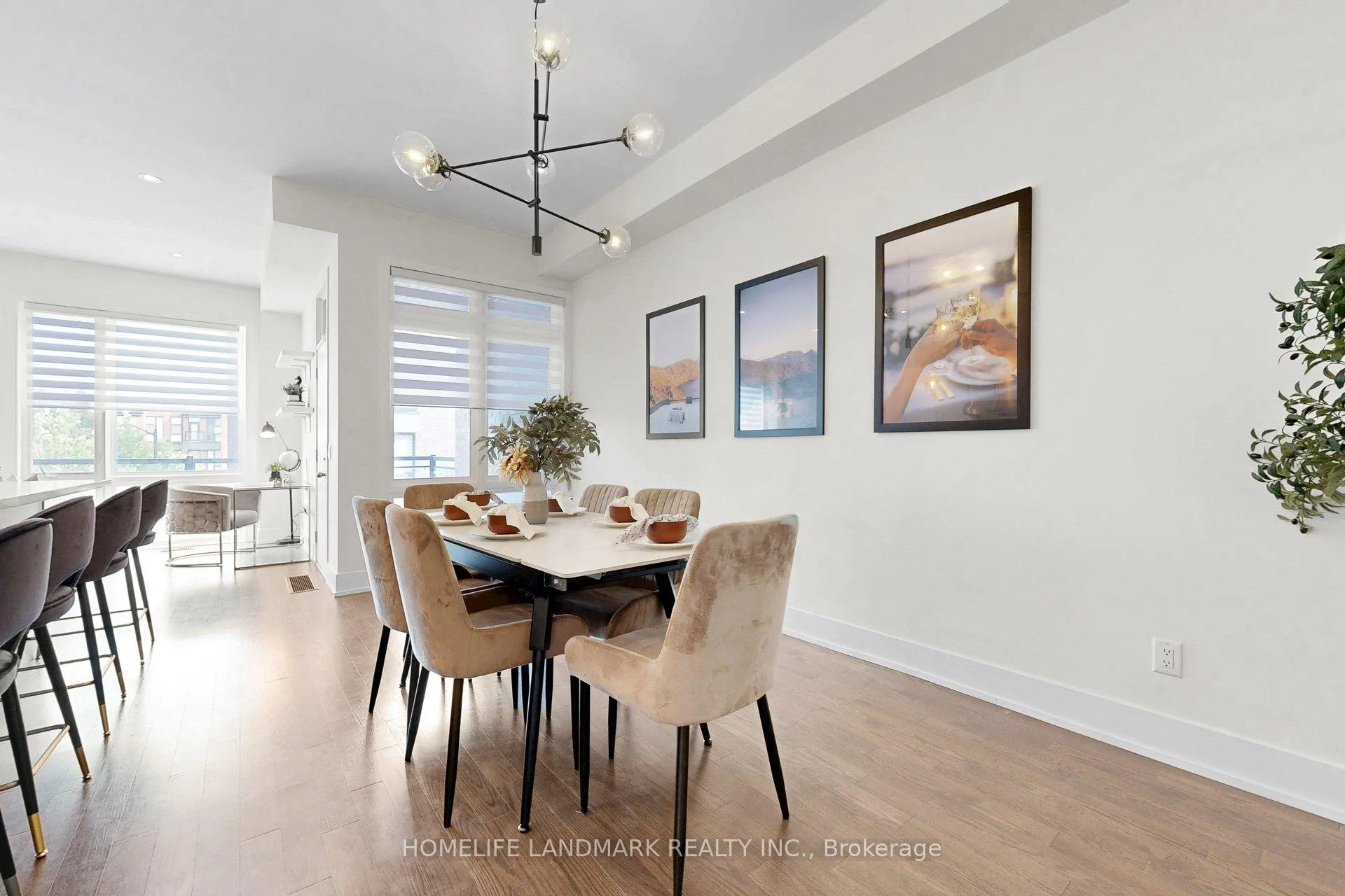 Photo 20 of 17 Thorncrest Drive, Vaughan, Patterson — HOMEH