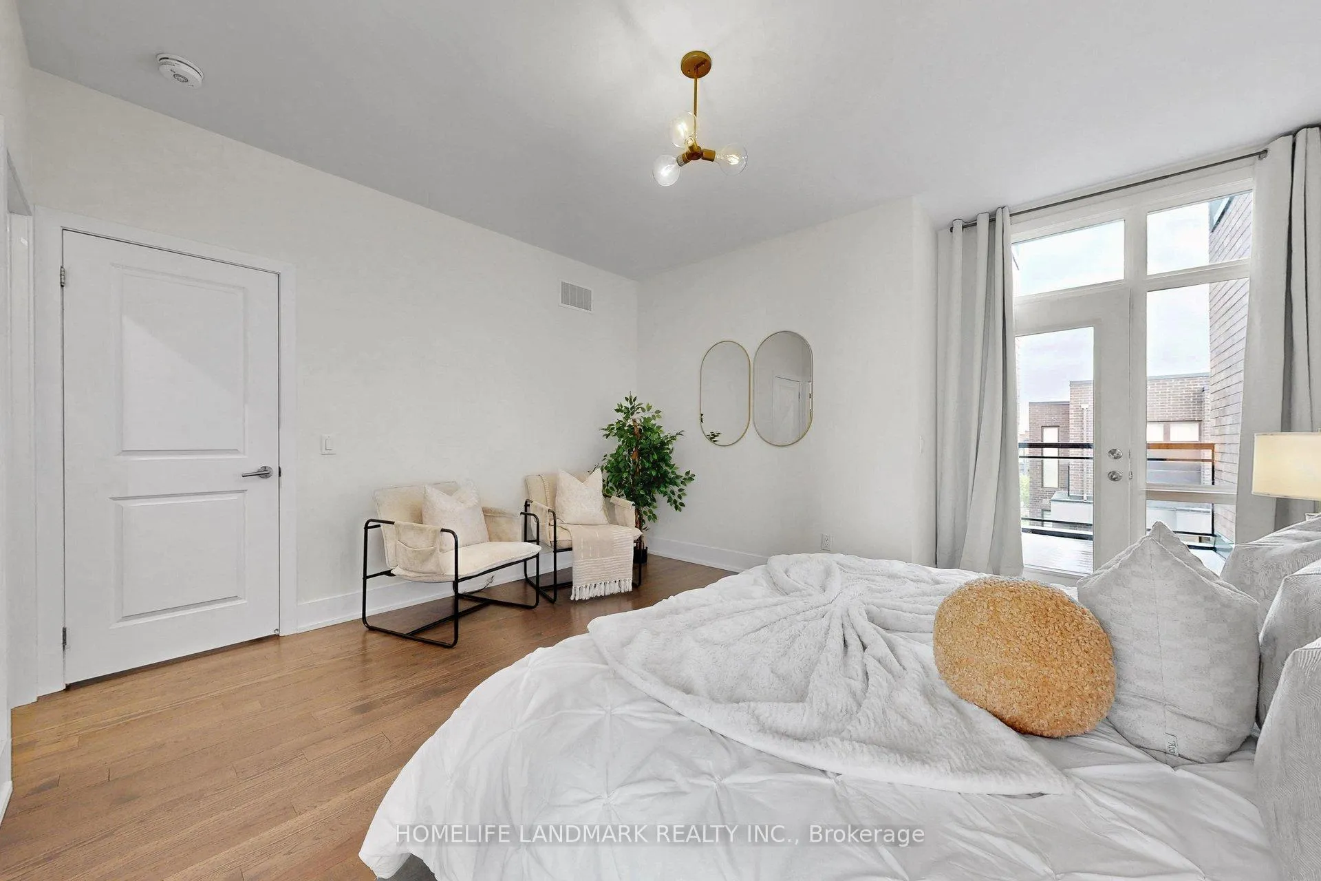 Photo 34 of 17 Thorncrest Drive, Vaughan, Patterson — HOMEH