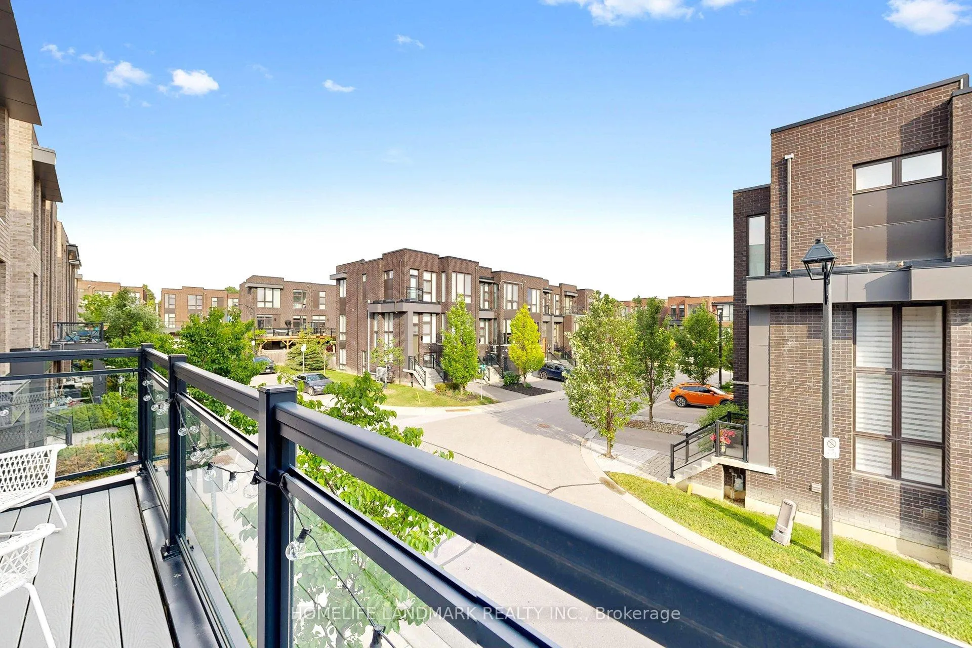 Photo 48 of 17 Thorncrest Drive, Vaughan, Patterson — HOMEH