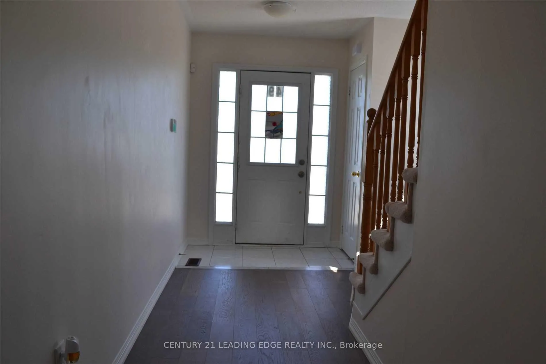 Photo 2 of 49 Celadine Drive, Markham, Milliken Mills East — HOMEH