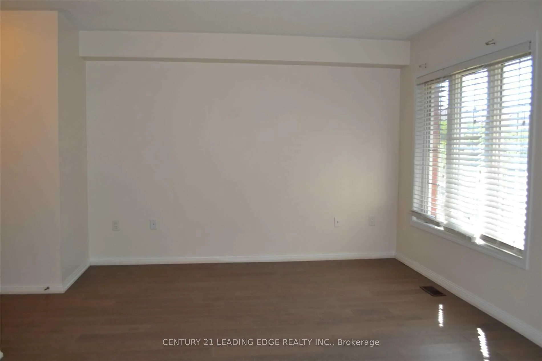 Photo 8 of 49 Celadine Drive, Markham, Milliken Mills East — HOMEH