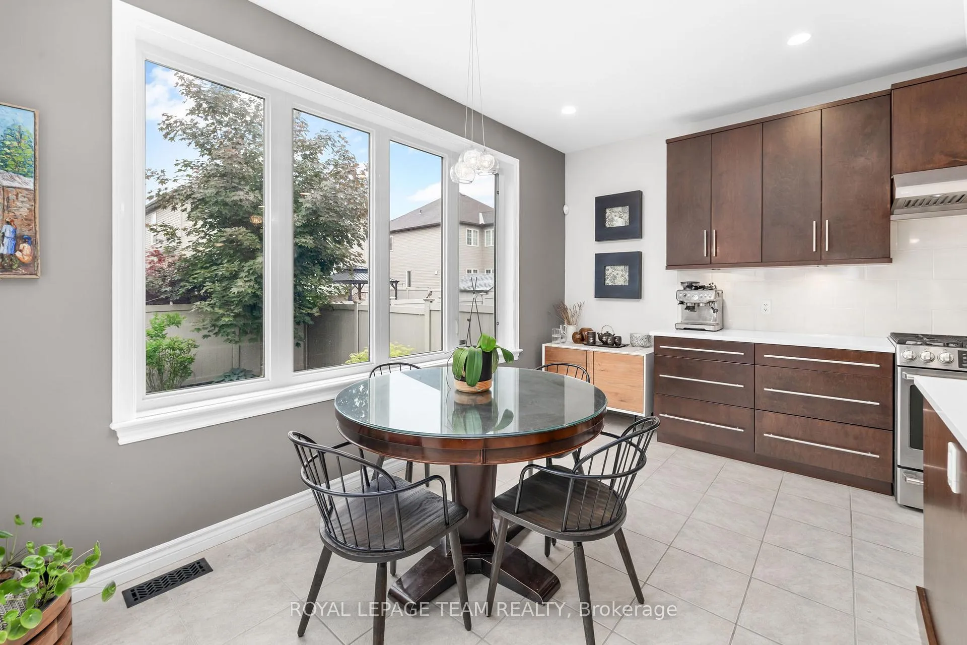 Photo 11 of 1882 Montmère Avenue, Ottawa, Notting Hill/Summerside — HOMEH