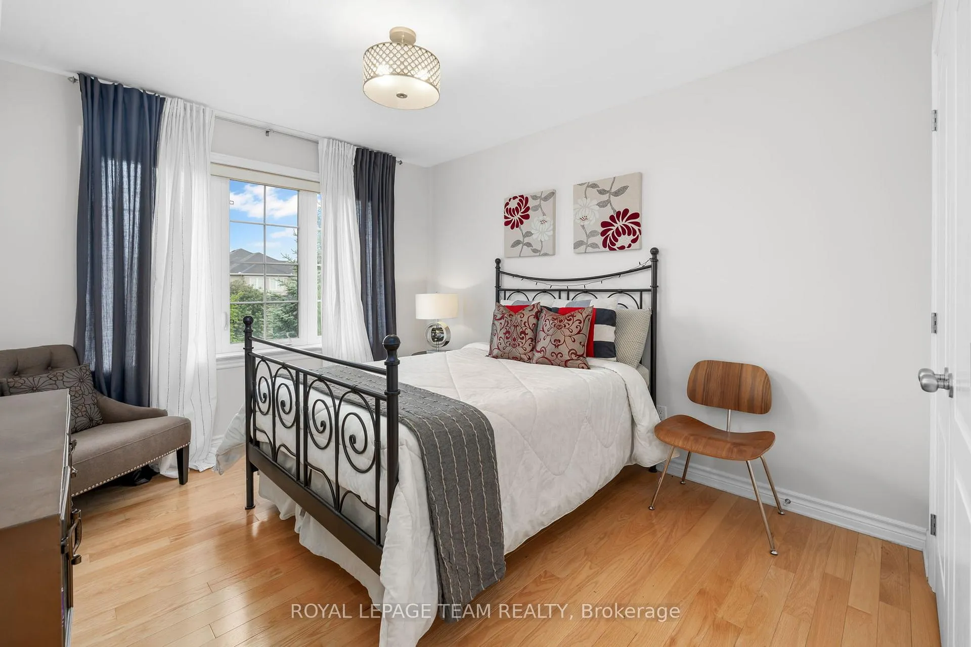 Photo 22 of 1882 Montmère Avenue, Ottawa, Notting Hill/Summerside — HOMEH
