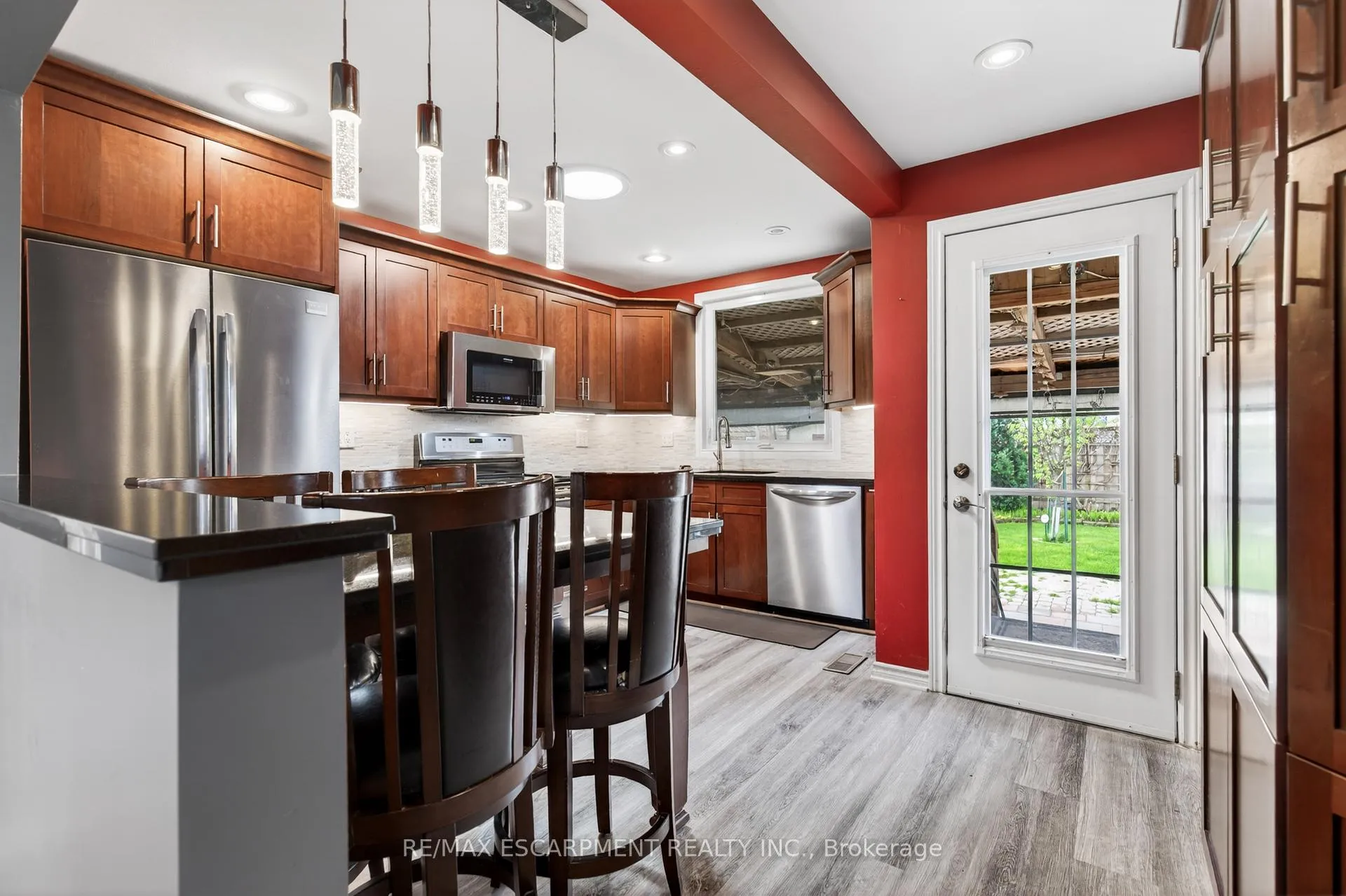 Photo 15 of 14 Cambridge Avenue, Hamilton, Crown Point — HOMEH