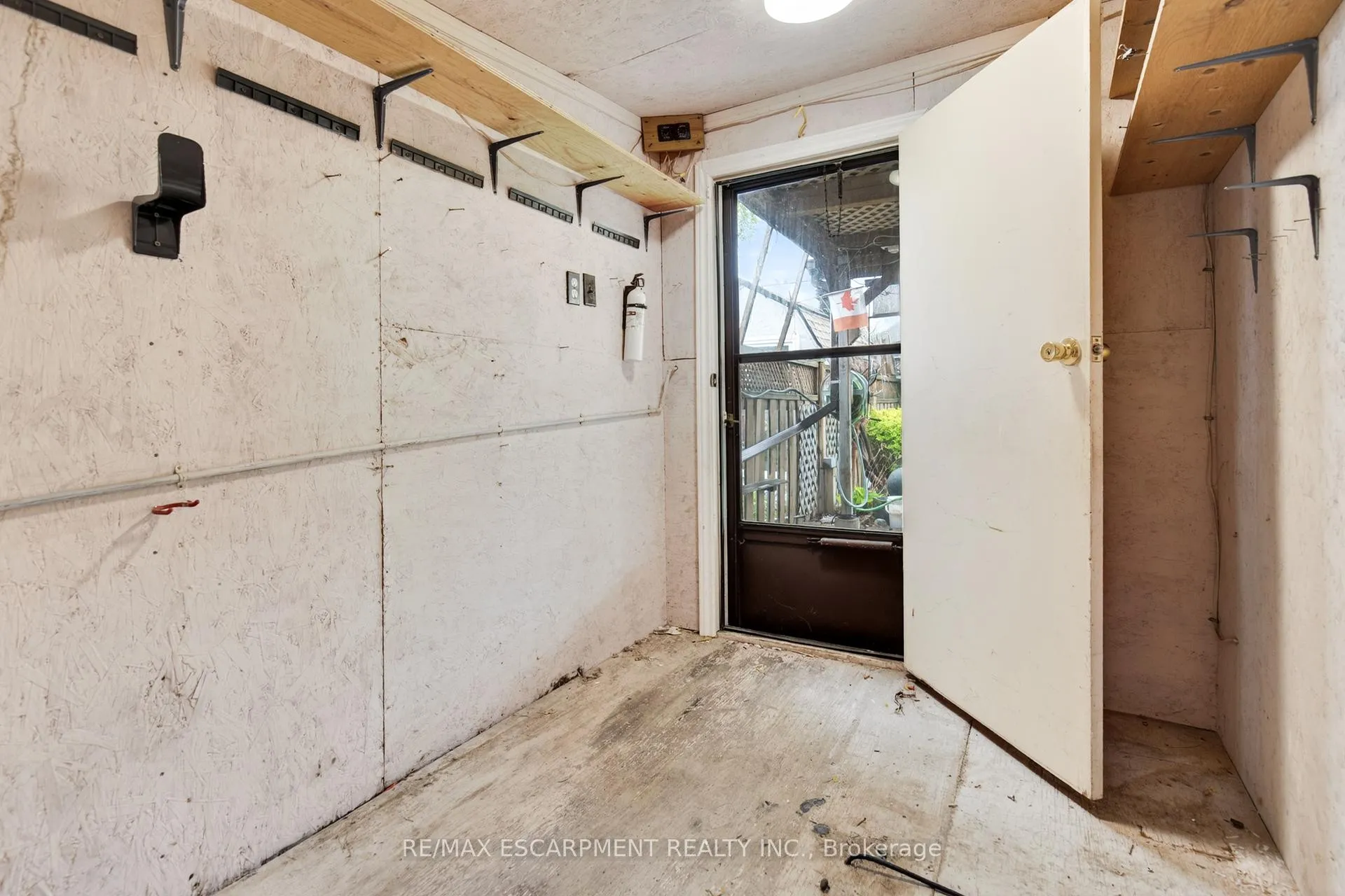 Photo 38 of 14 Cambridge Avenue, Hamilton, Crown Point — HOMEH