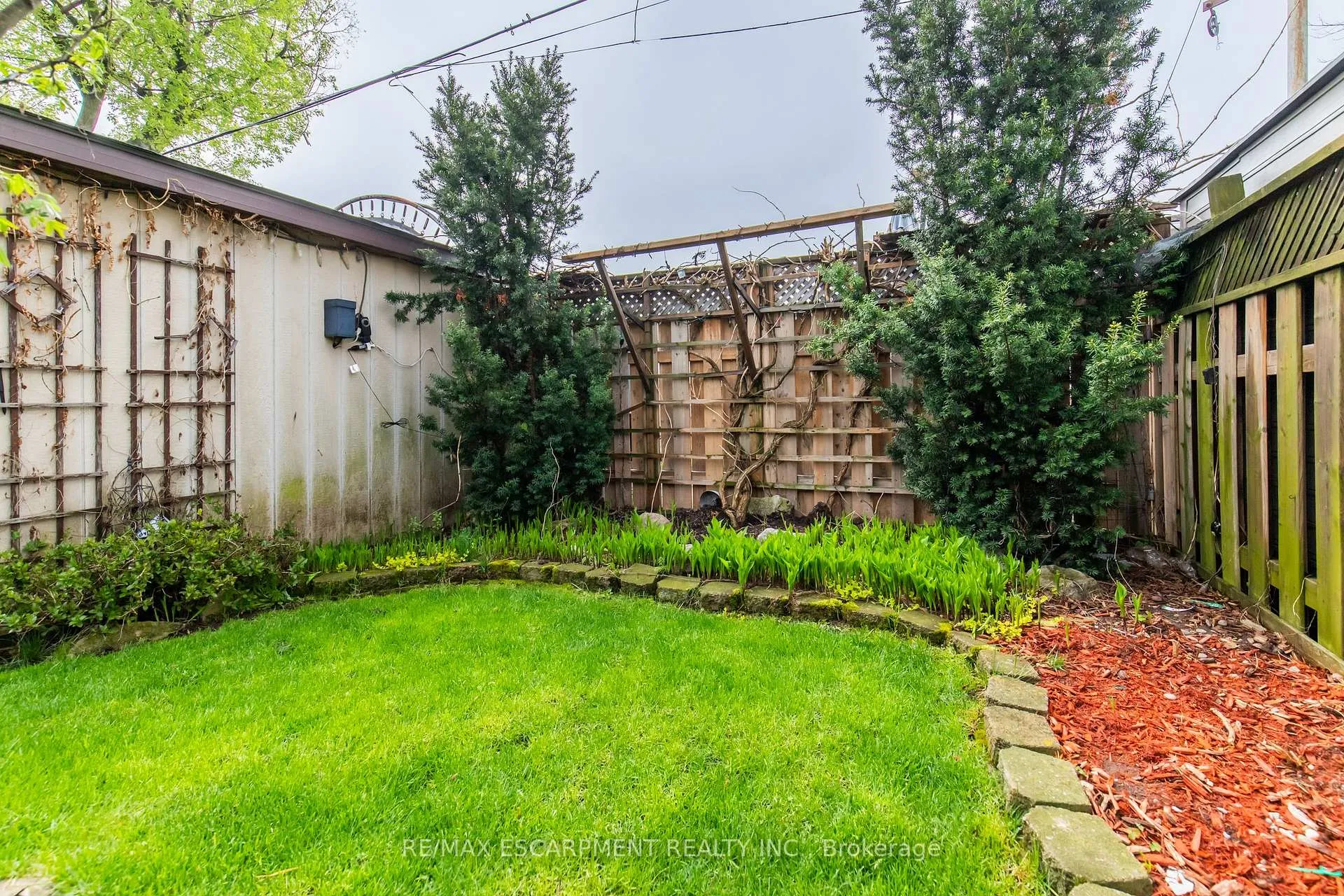 Photo 47 of 14 Cambridge Avenue, Hamilton, Crown Point — HOMEH