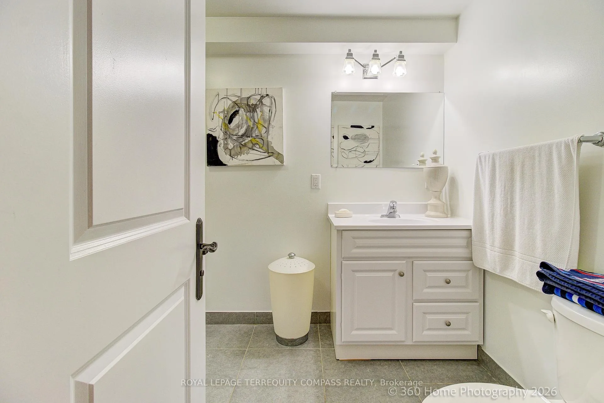 Photo 23 of 12 Abbs Street, Toronto, Roncesvalles — HOMEH