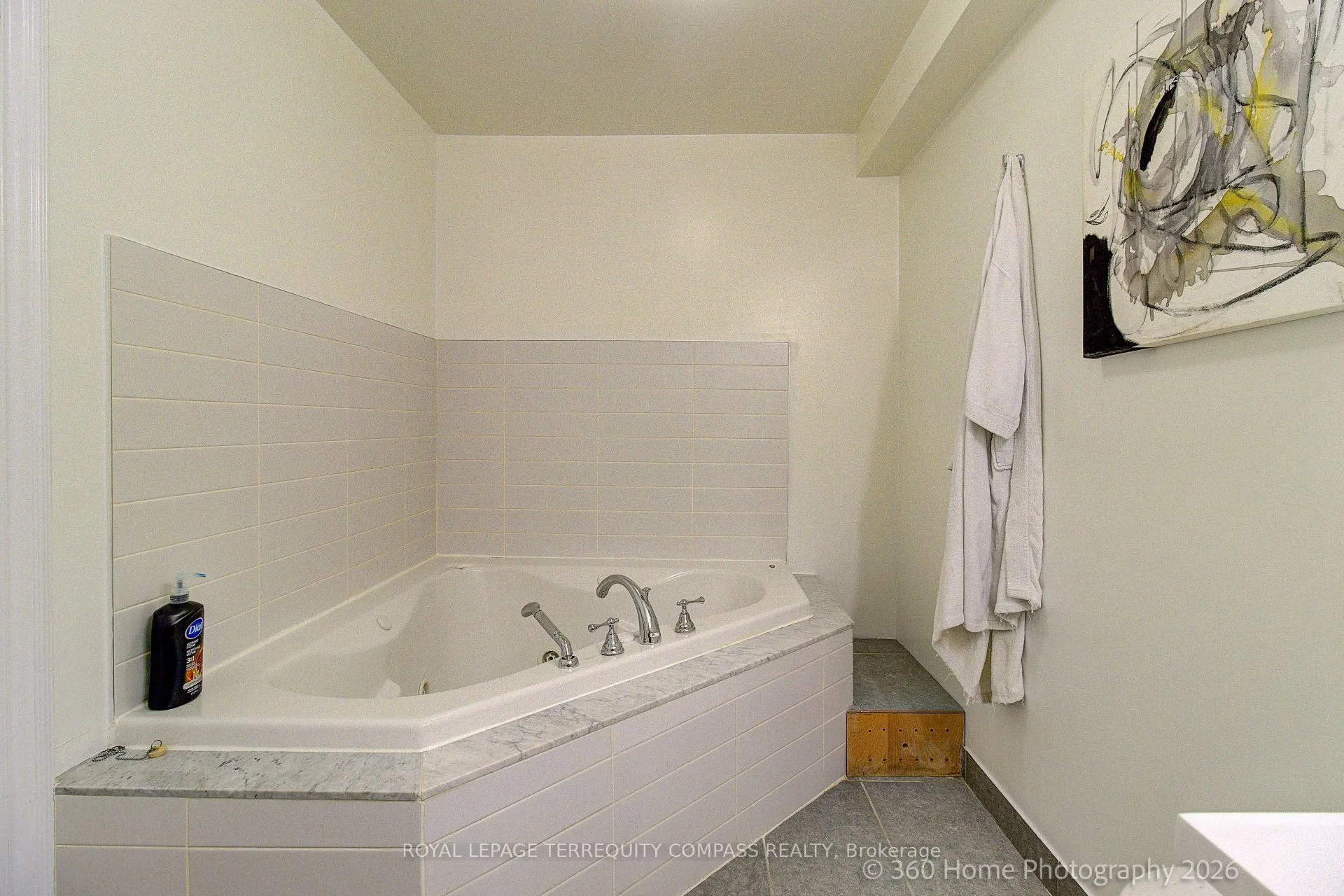 Photo 24 of 12 Abbs Street, Toronto, Roncesvalles — HOMEH