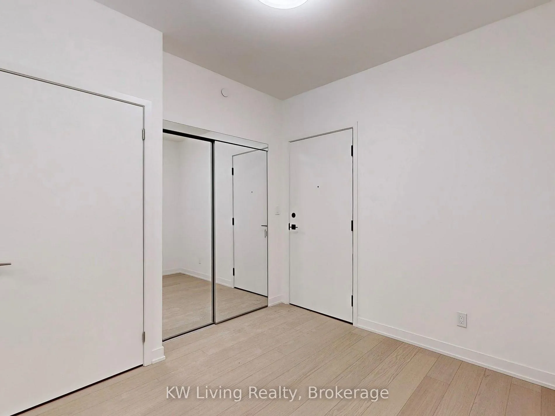 Photo 18 of Unit 502, 292 Verdale Crossing, Markham, Unionville — HOMEH