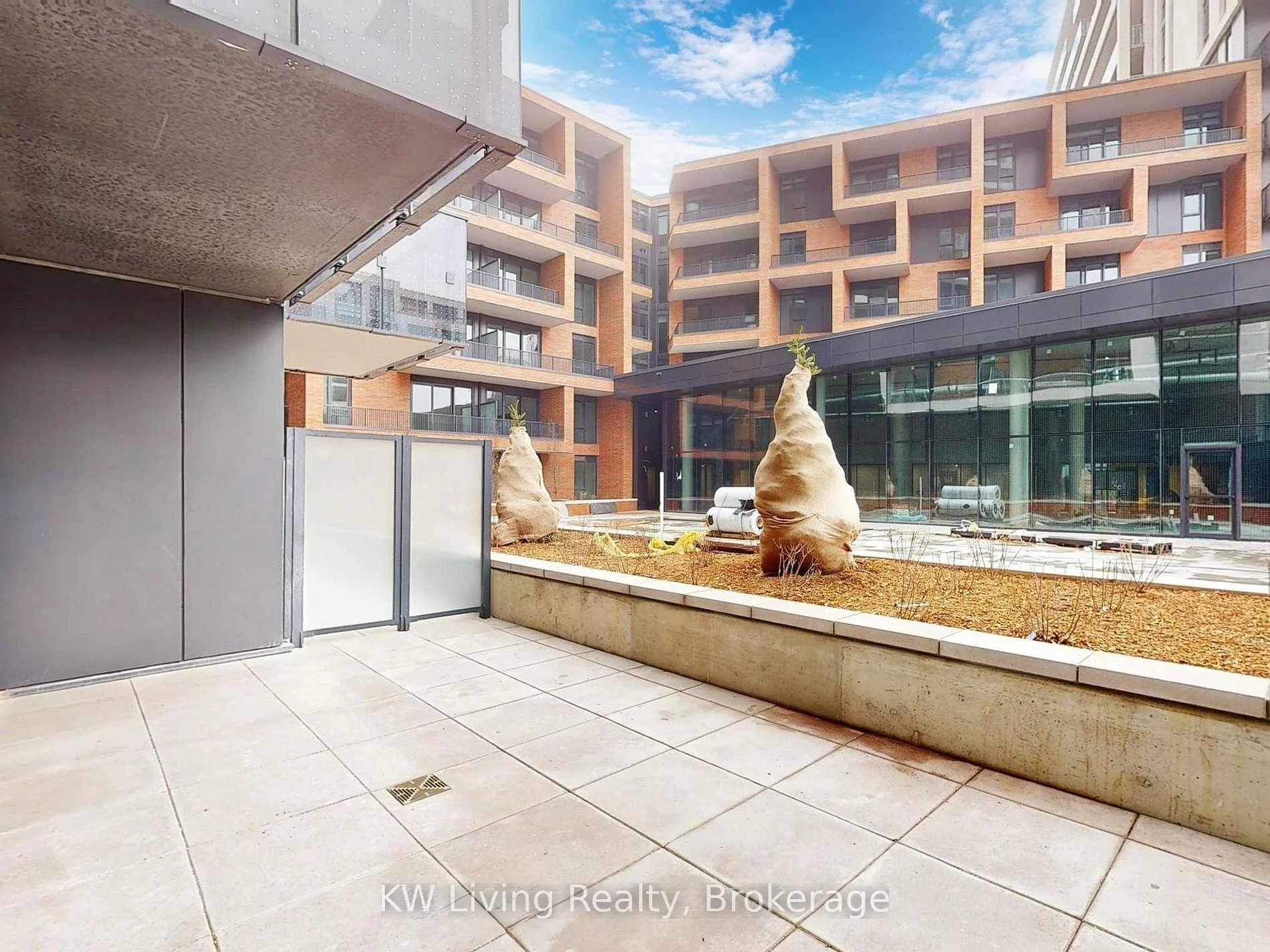 Photo 24 of Unit 502, 292 Verdale Crossing, Markham, Unionville — HOMEH