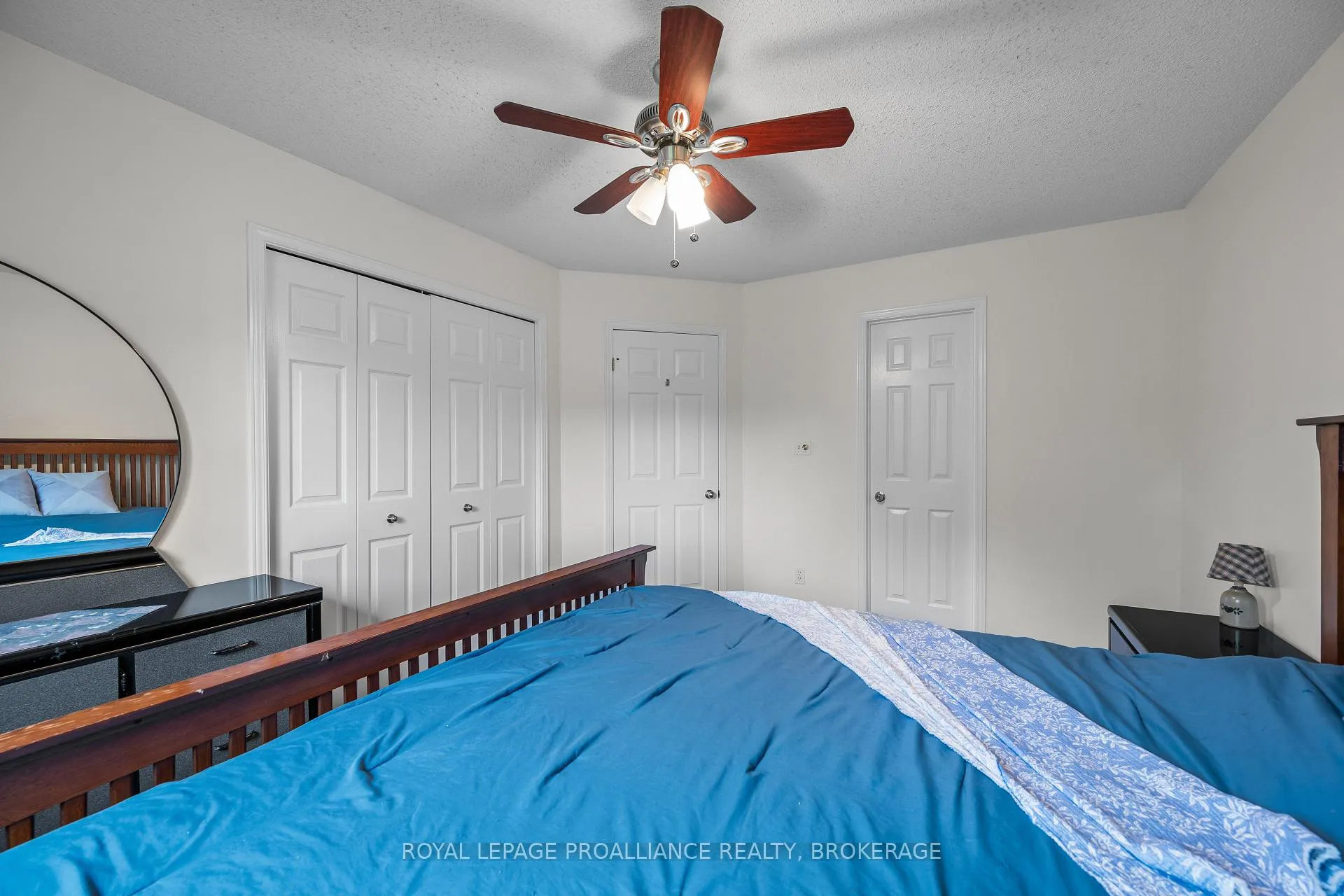 Photo 22 of 576 Barnsley Crescent, Kingston, City Southwest — HOMEH