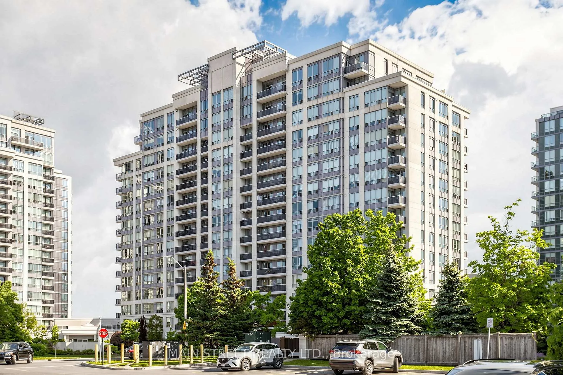 Photo 1 of Unit 317, 50 Disera Drive, Vaughan, Beverley Glen — HOMEH