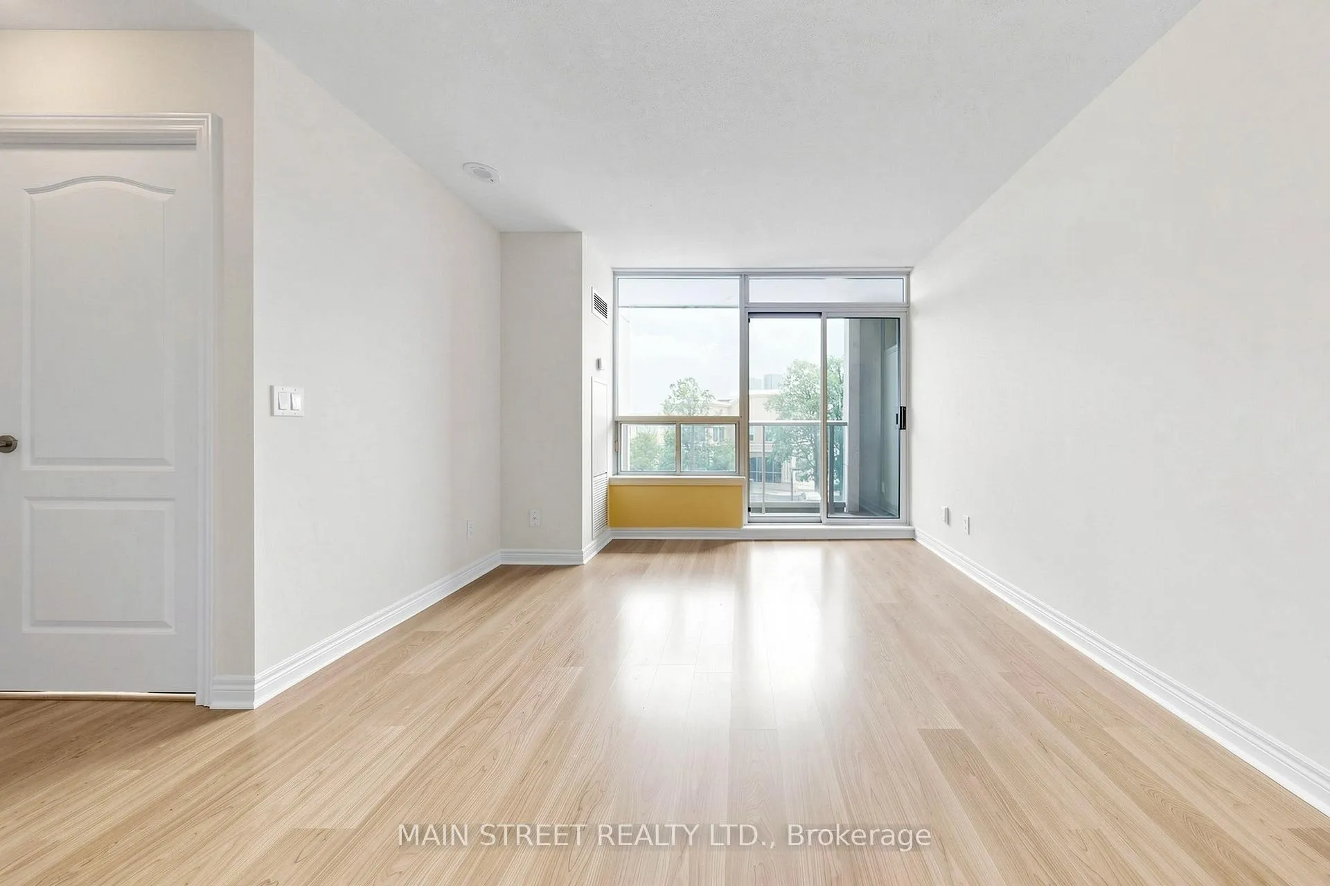 Photo 10 of Unit 317, 50 Disera Drive, Vaughan, Beverley Glen — HOMEH