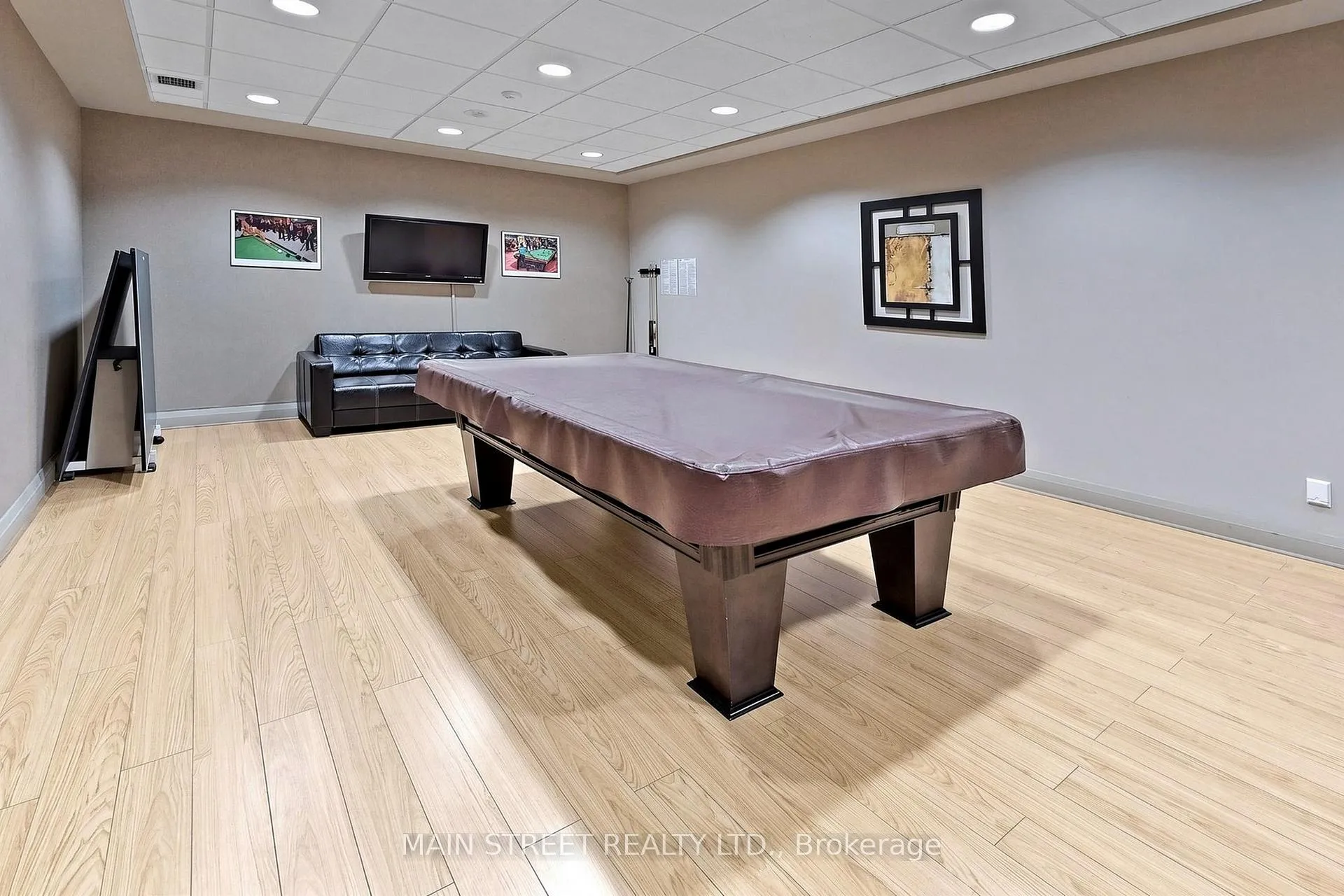 Photo 23 of Unit 317, 50 Disera Drive, Vaughan, Beverley Glen — HOMEH