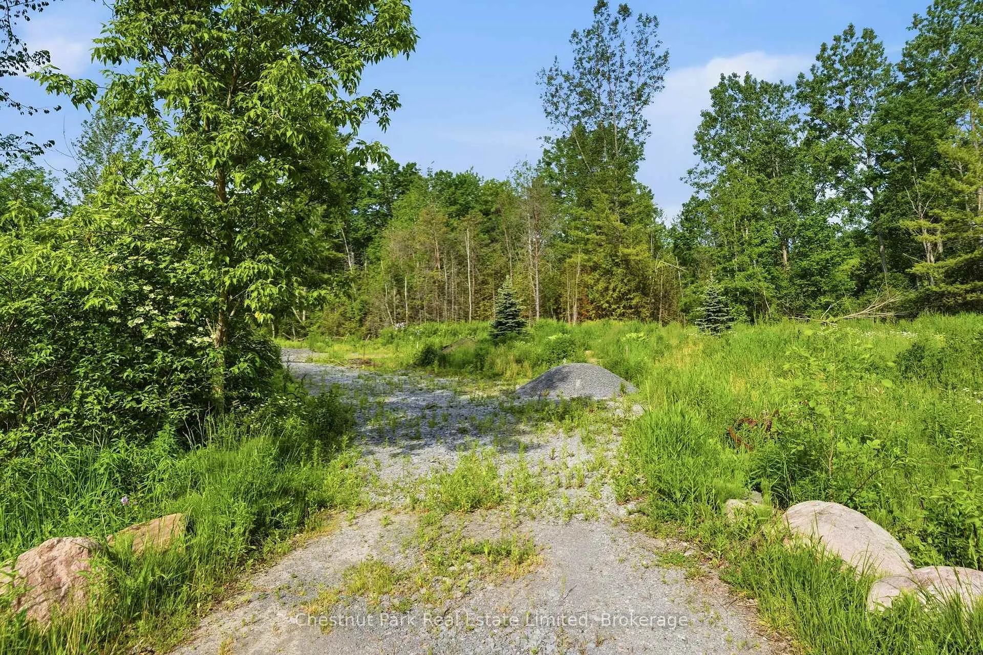 Photo 10 of 40 Whispering Woods Drive, Quinte West, Murray Ward — HOMEH