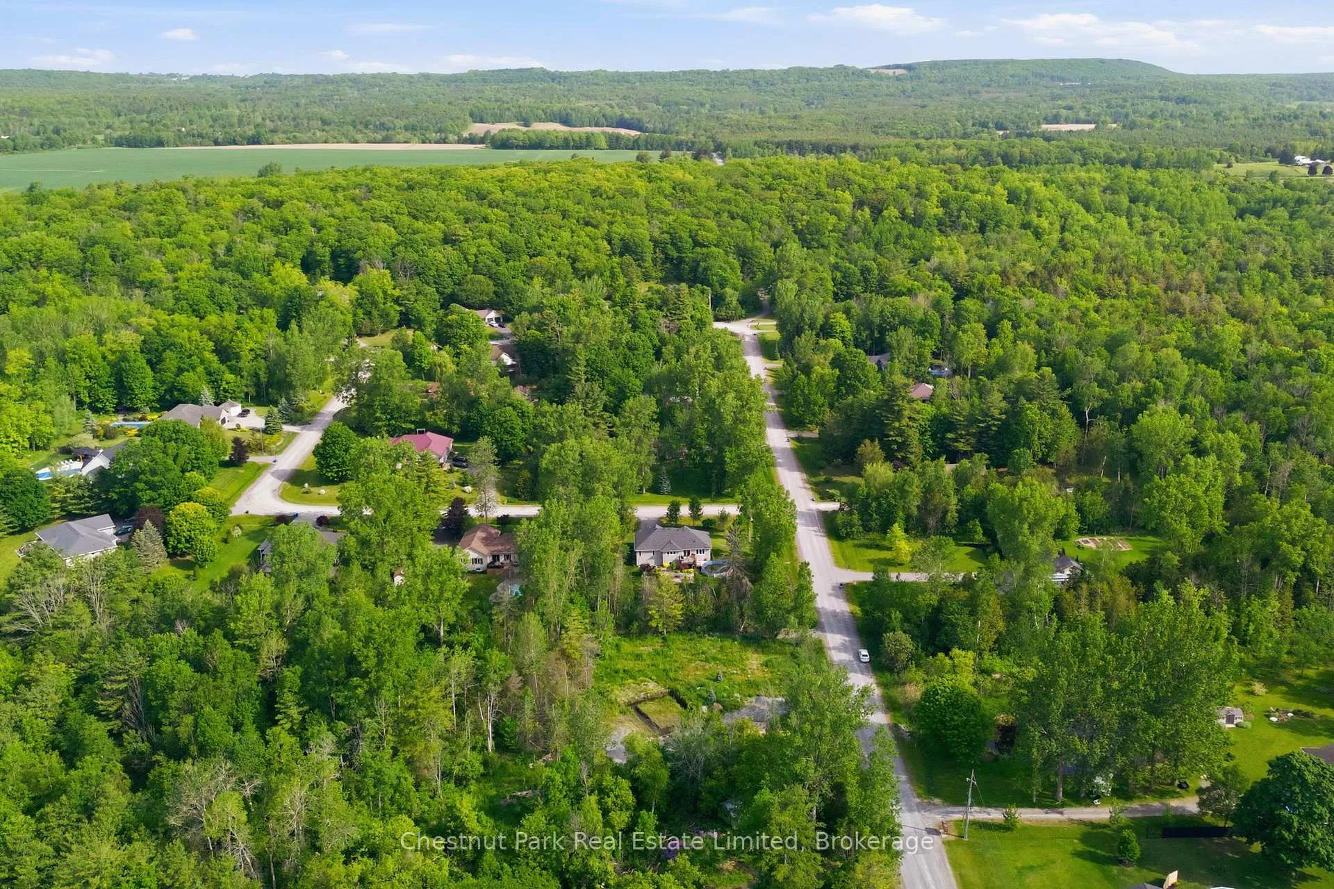Photo 17 of 40 Whispering Woods Drive, Quinte West, Murray Ward — HOMEH