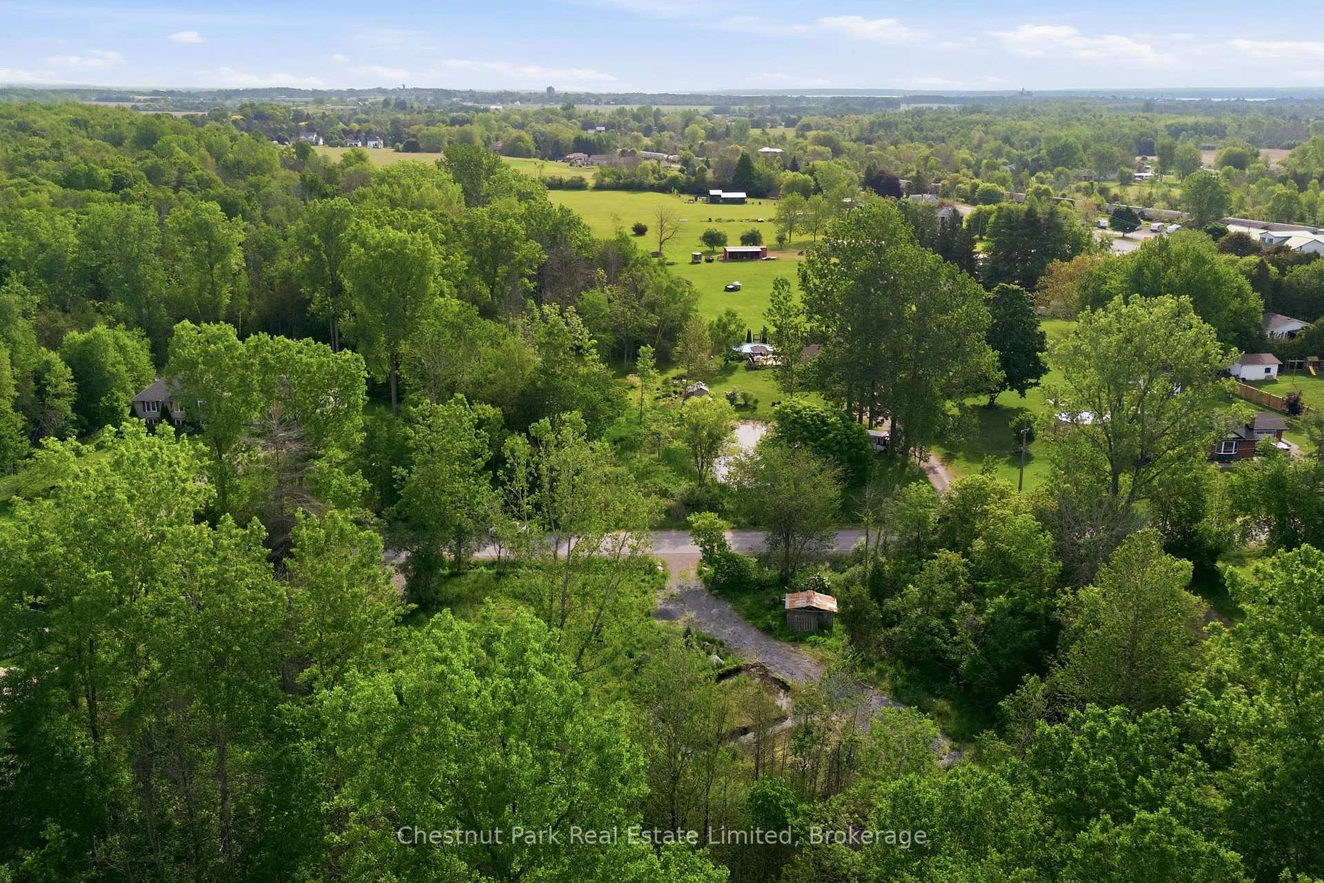 Photo 20 of 40 Whispering Woods Drive, Quinte West, Murray Ward — HOMEH