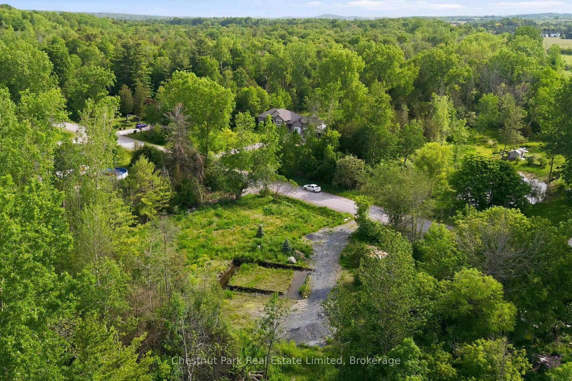 Photo 21 of 40 Whispering Woods Drive, Quinte West, Murray Ward — HOMEH