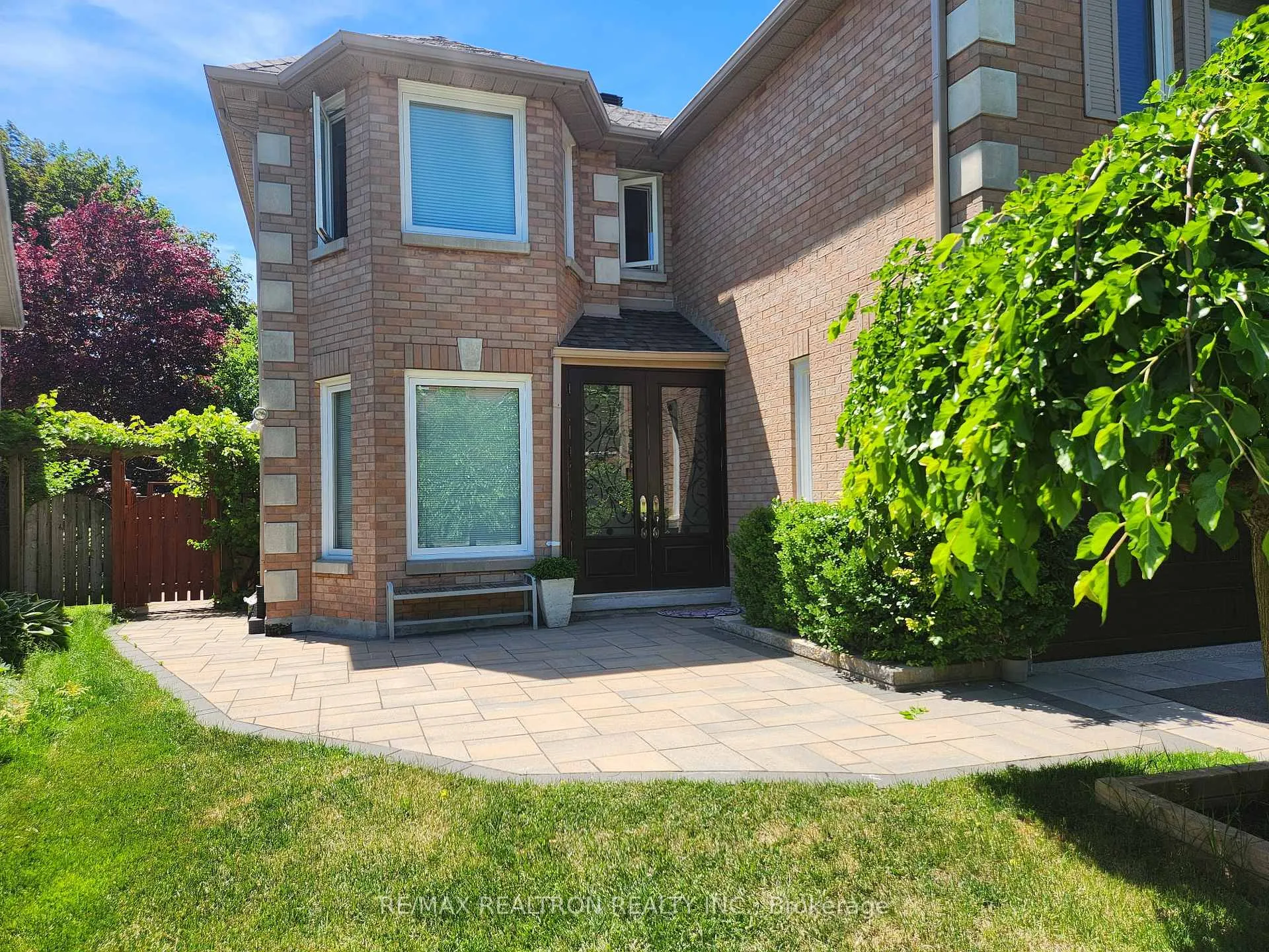 Photo 2 of Unit Basement, 46 Thornbrook Court, Vaughan, Brownridge — HOMEH