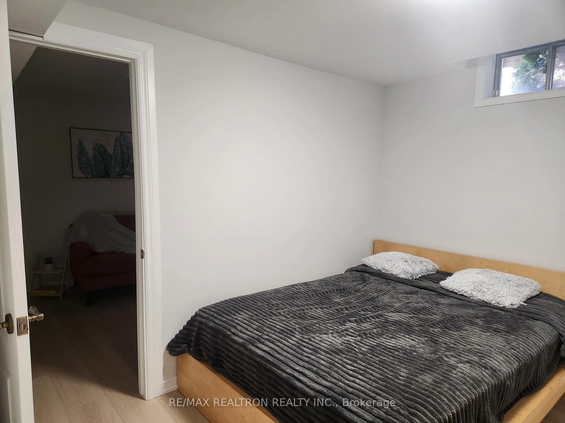 Photo 13 of Unit Basement, 46 Thornbrook Court, Vaughan, Brownridge — HOMEH