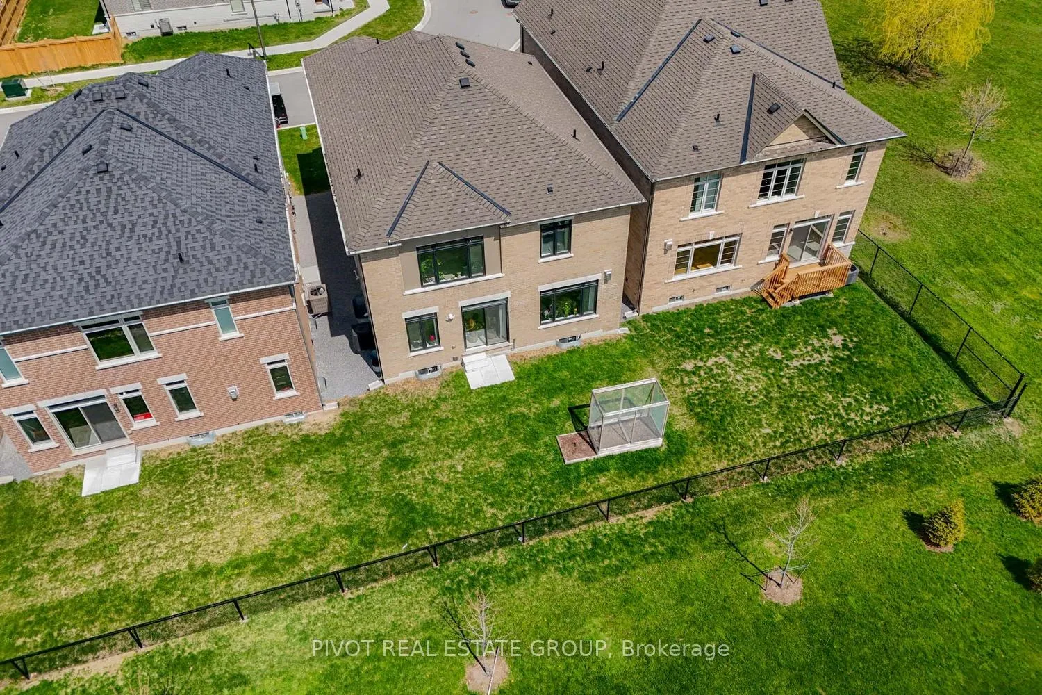 Photo 42 of 34 Waterfront Crescent, Whitby, Port Whitby — HOMEH