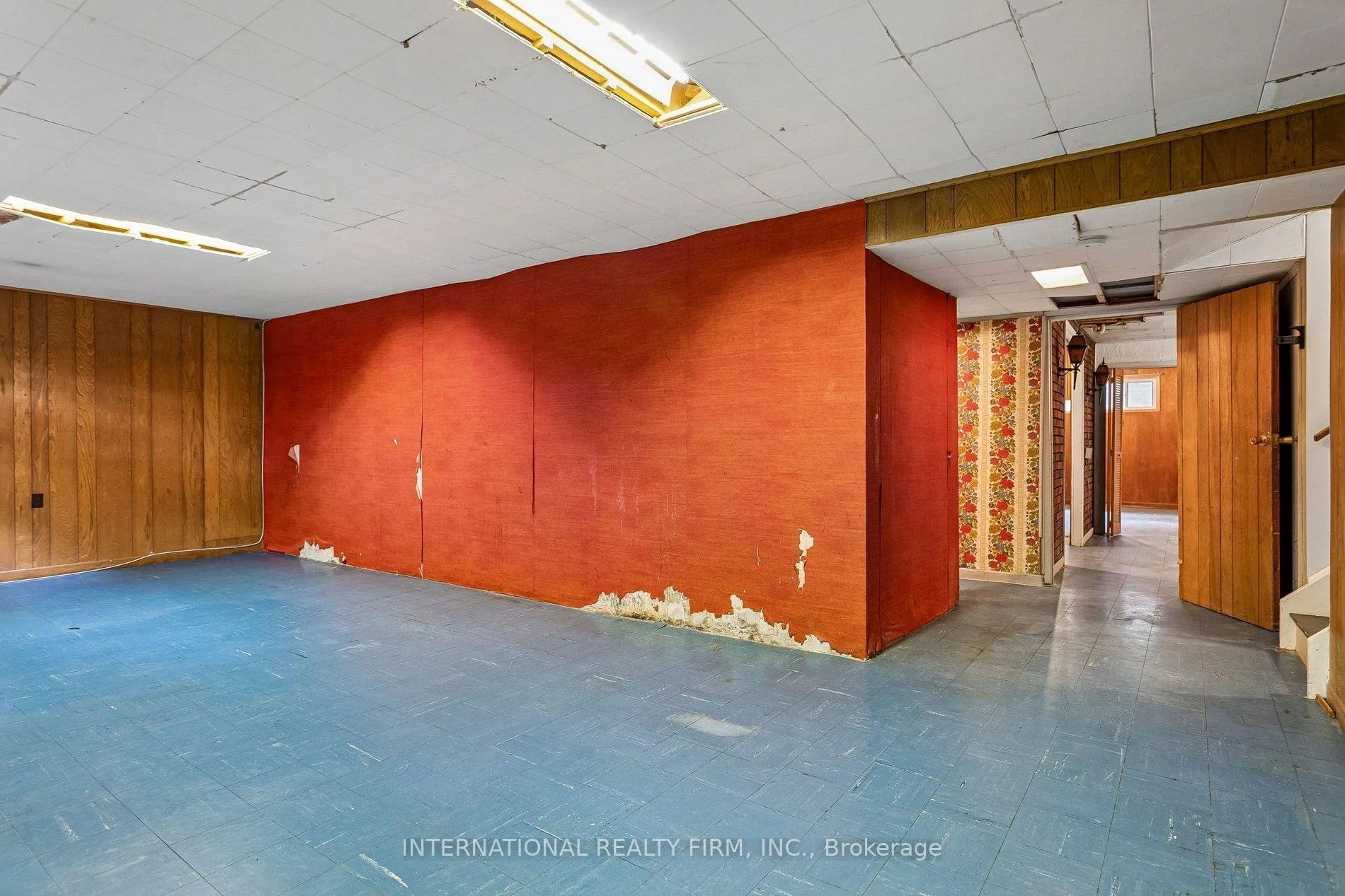 Photo 28 of 33 Kendleton Drive, Etobicoke, Mount Olive-Silverstone-Jamestown — HOMEH