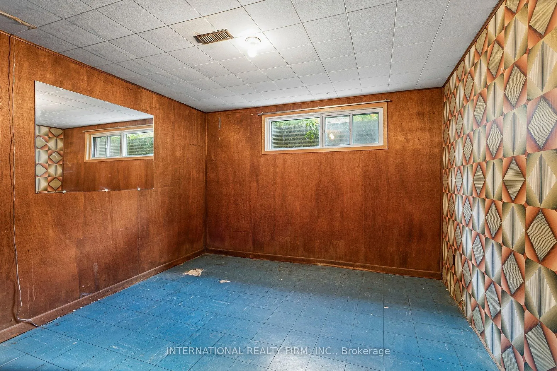 Photo 33 of 33 Kendleton Drive, Etobicoke, Mount Olive-Silverstone-Jamestown — HOMEH
