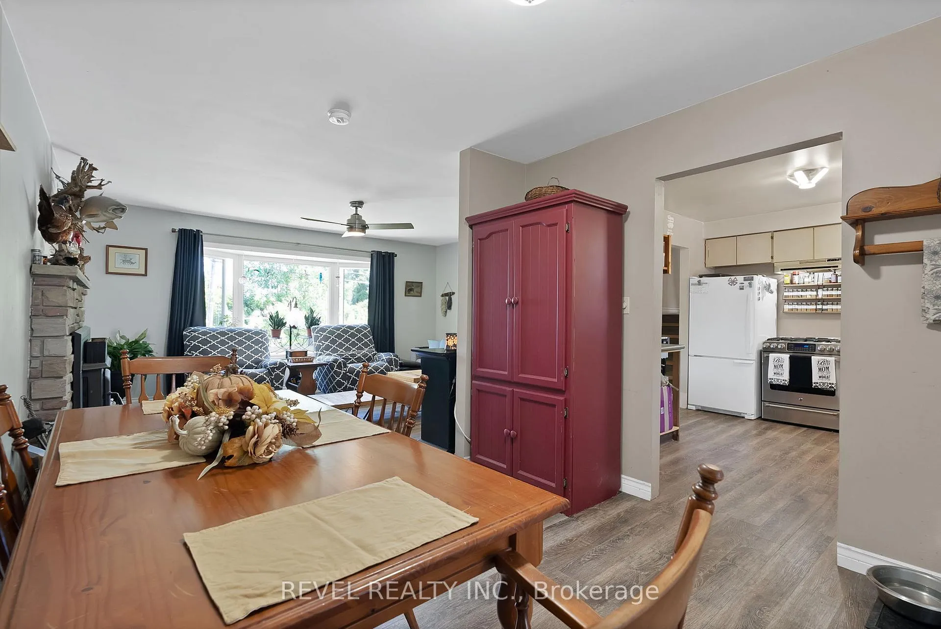 Photo 10 of 520 Duclos Point Road, Georgina, Virginia — HOMEH