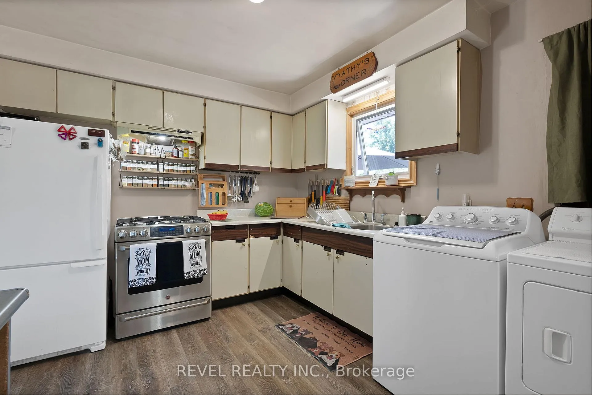 Photo 11 of 520 Duclos Point Road, Georgina, Virginia — HOMEH