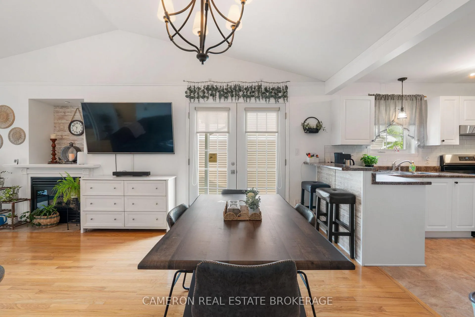 Photo 11 of 246 Hemlock Crescent, Cornwall — HOMEH
