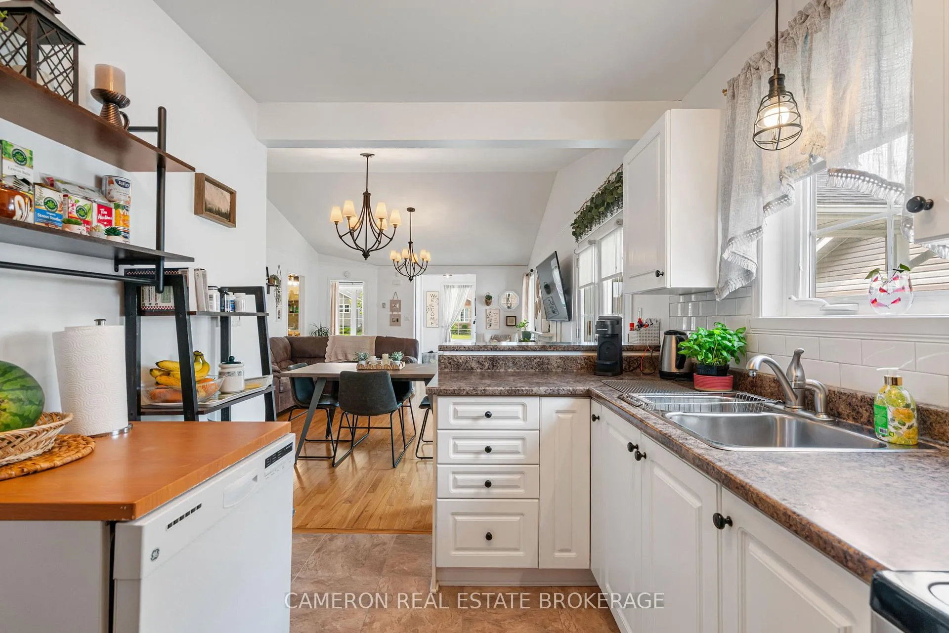 Photo 15 of 246 Hemlock Crescent, Cornwall — HOMEH