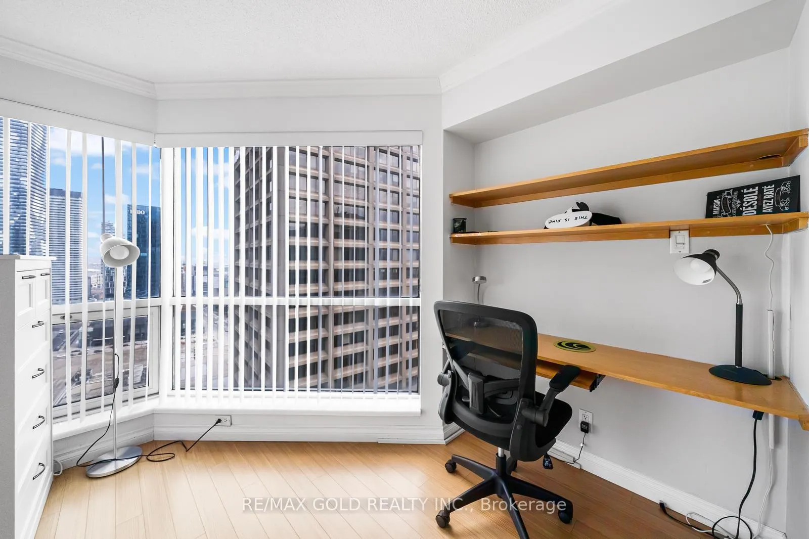 Photo 11 of Unit 2710, 10 Yonge Street, Toronto, Waterfront Communities — HOMEH