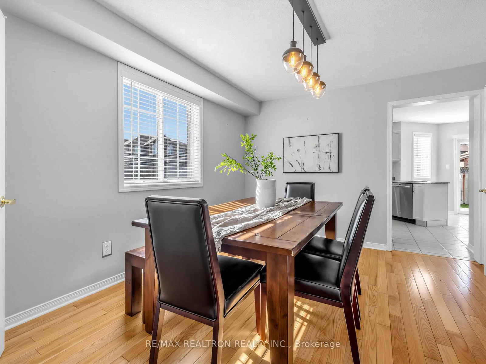 Photo 14 of 1434 Rankin Way, Innisfil, Alcona — HOMEH