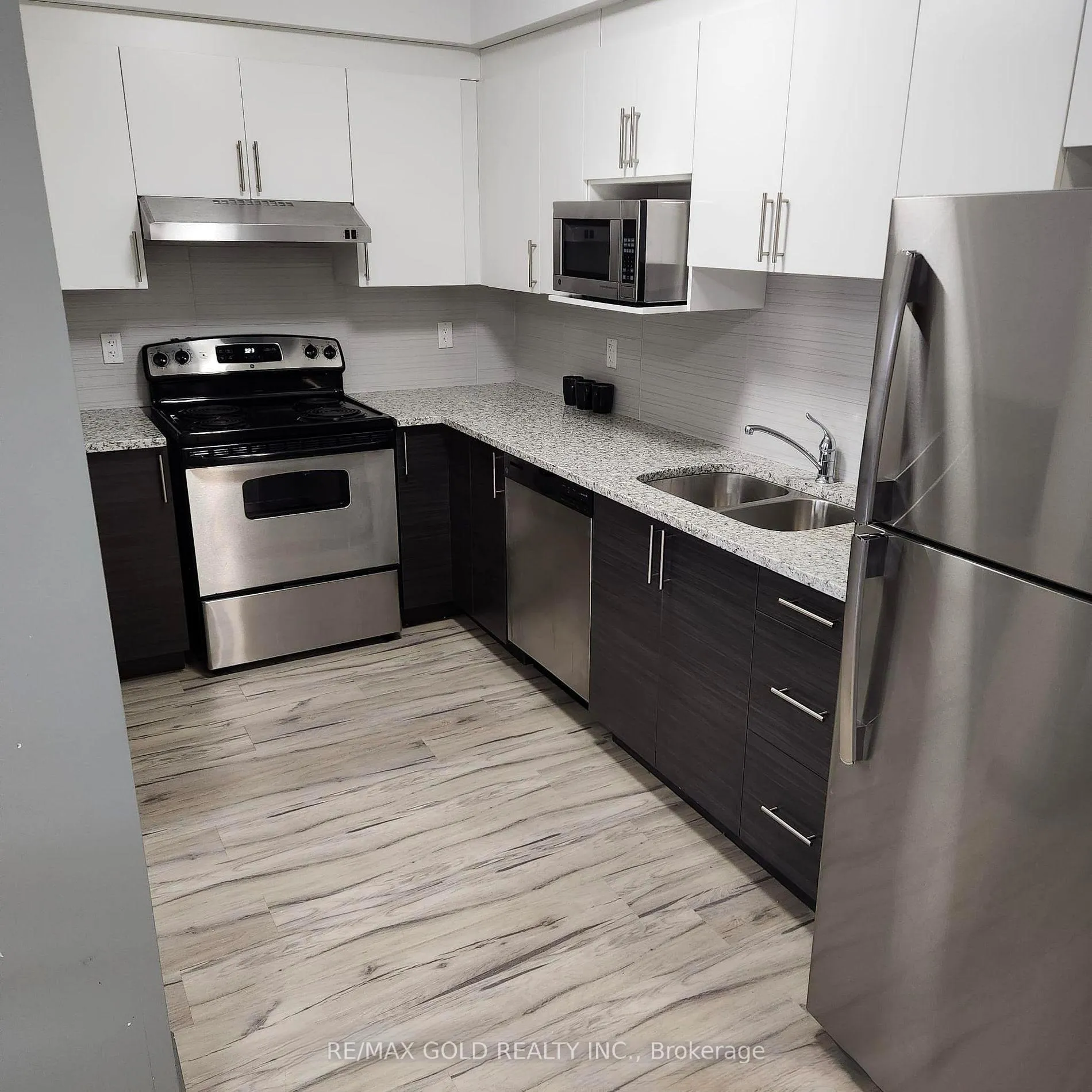 Photo 4 of Unit 1105, 258A Sunview Street, Waterloo — HOMEH