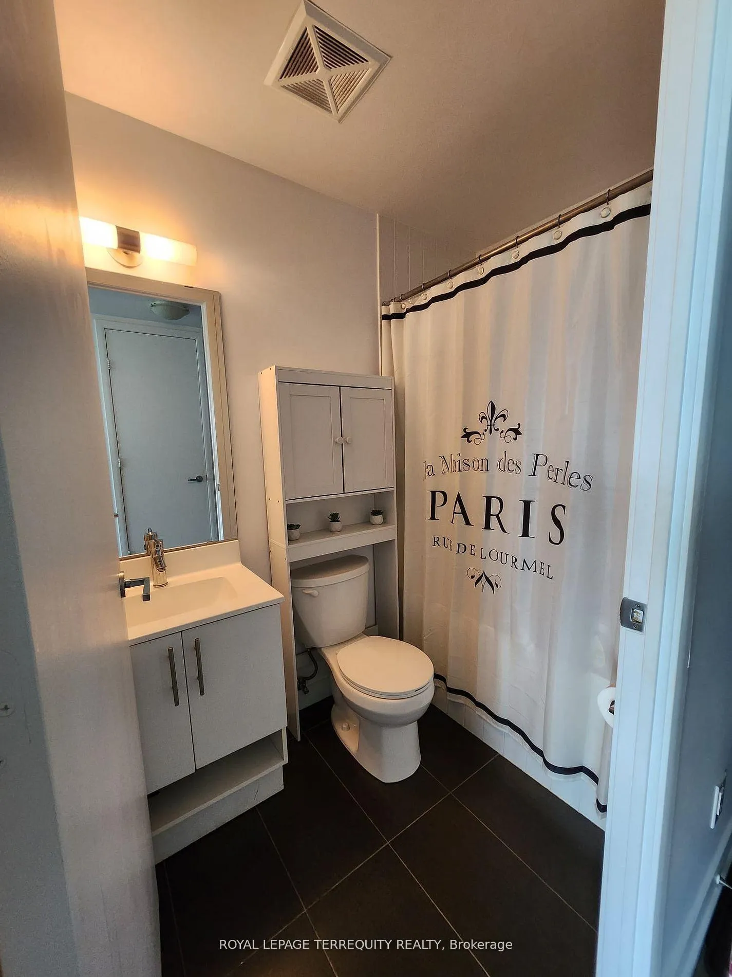 Photo 20 of Unit 925, 165 Legion Road N, Etobicoke, Mimico — HOMEH