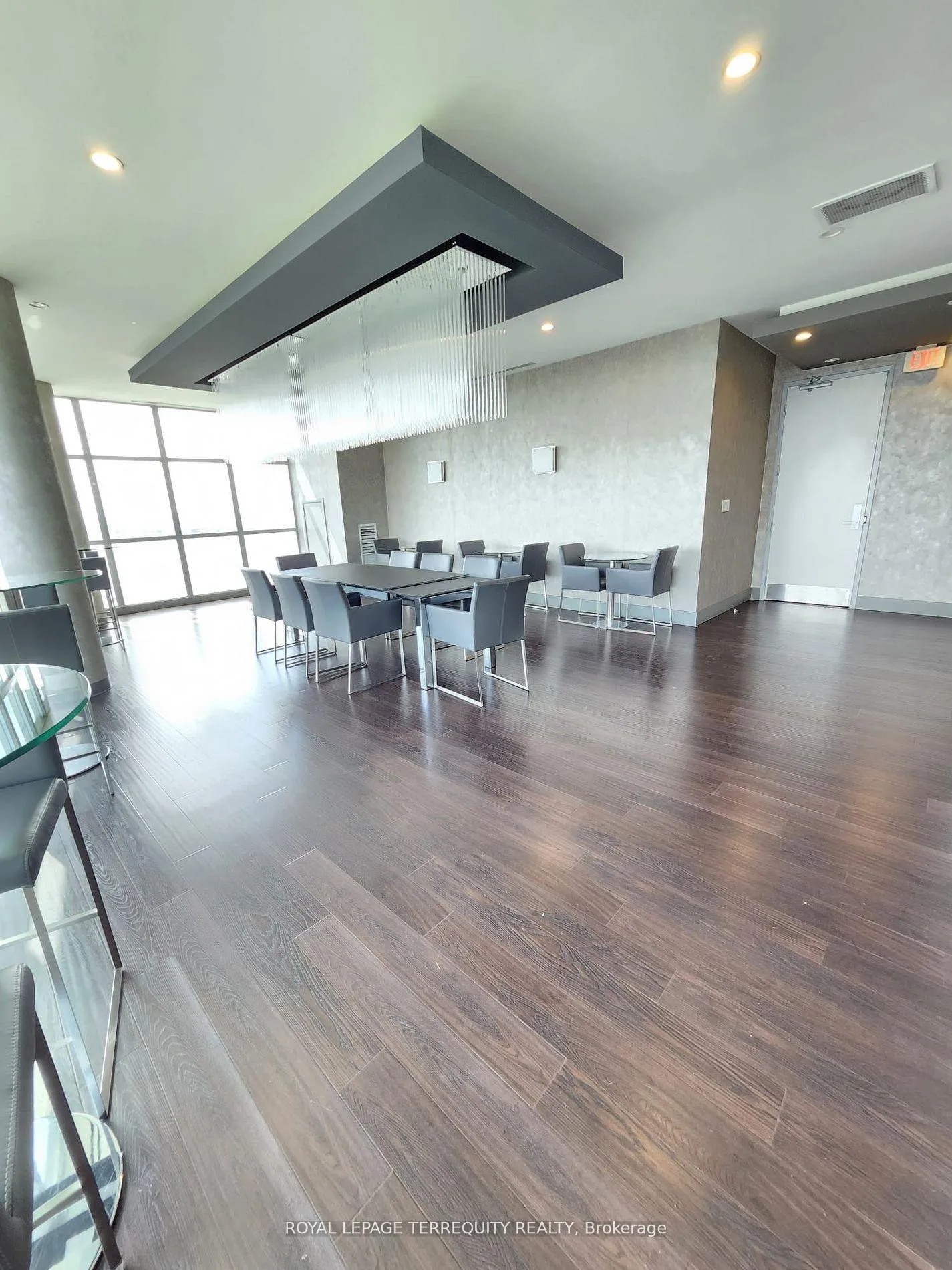 Photo 30 of Unit 925, 165 Legion Road N, Etobicoke, Mimico — HOMEH