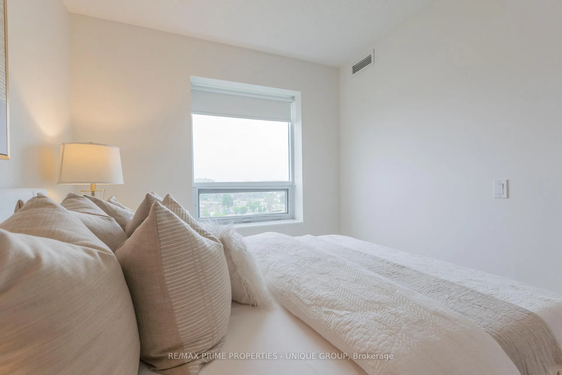 Photo 18 of Unit 908, 61 Heintzman Street, Toronto, Junction Area — HOMEH