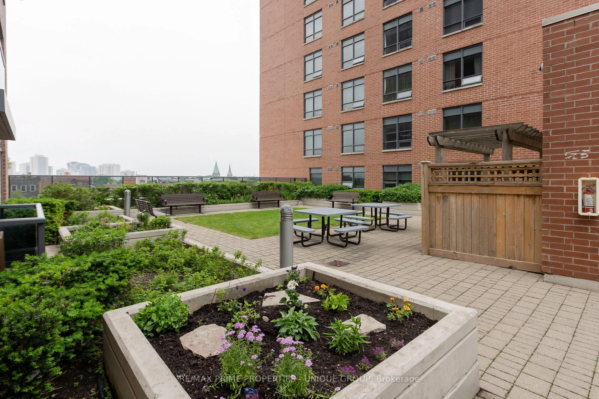 Photo 26 of Unit 908, 61 Heintzman Street, Toronto, Junction Area — HOMEH