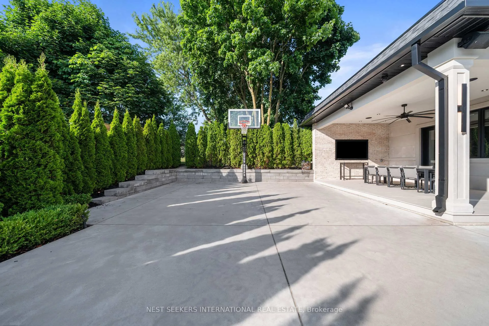 Photo 54 of 29 Greenside Drive, King, Nobleton — HOMEH