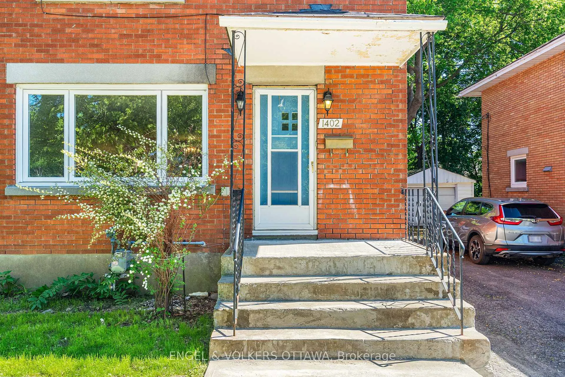Photo 4 of 1402 Kilborn Avenue, Ottawa, Alta Vista — HOMEH