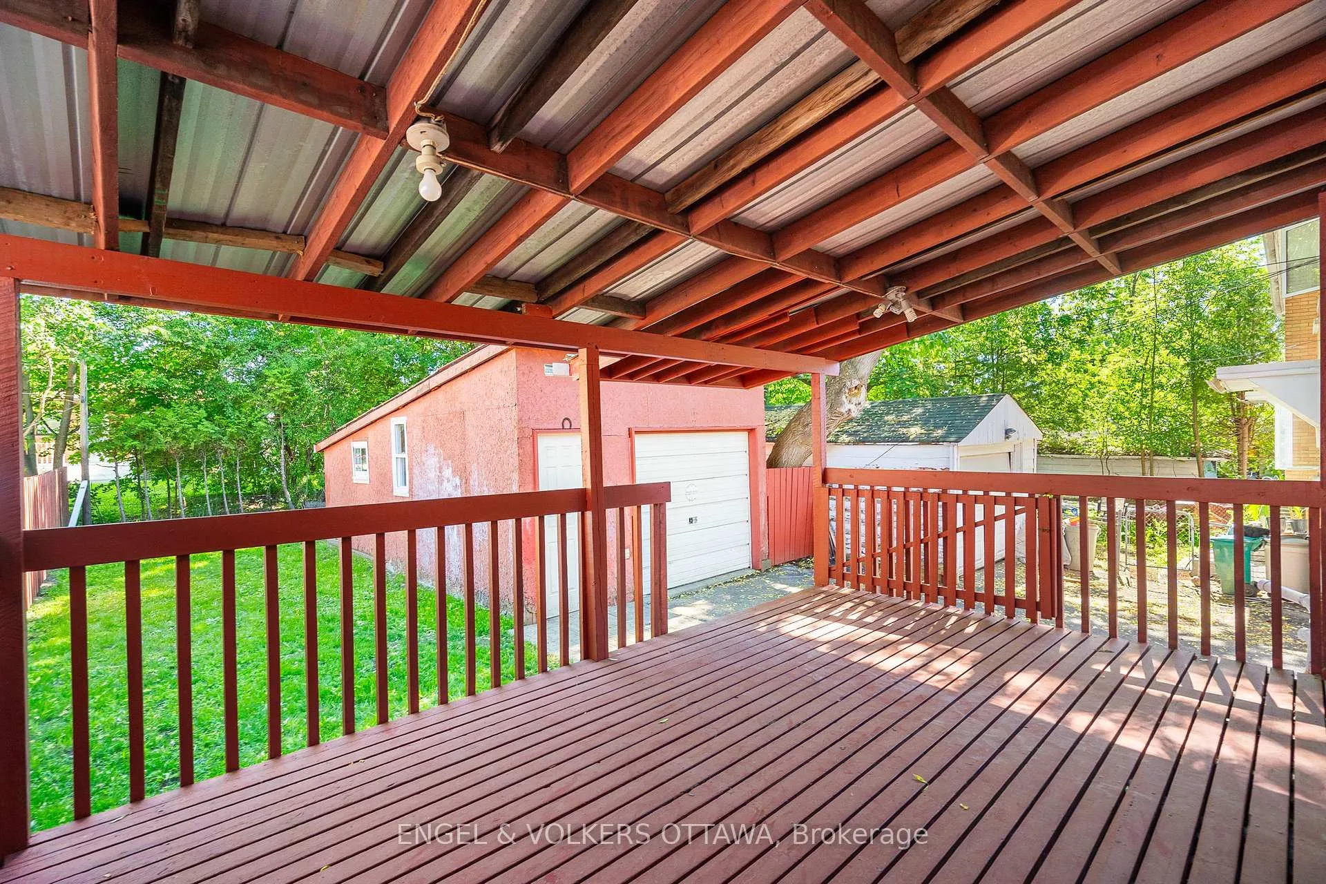 Photo 32 of 1402 Kilborn Avenue, Ottawa, Alta Vista — HOMEH