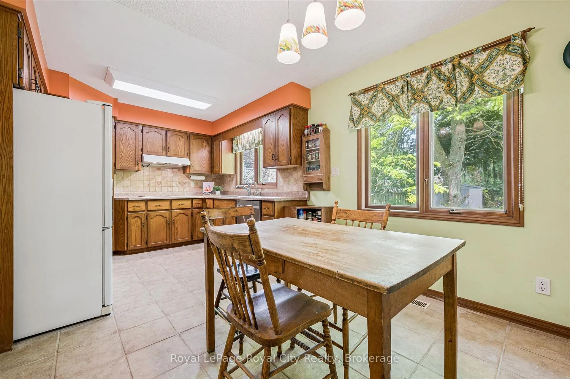 Photo 12 of 18 Mcelderry Road, Guelph, Kortright West — HOMEH