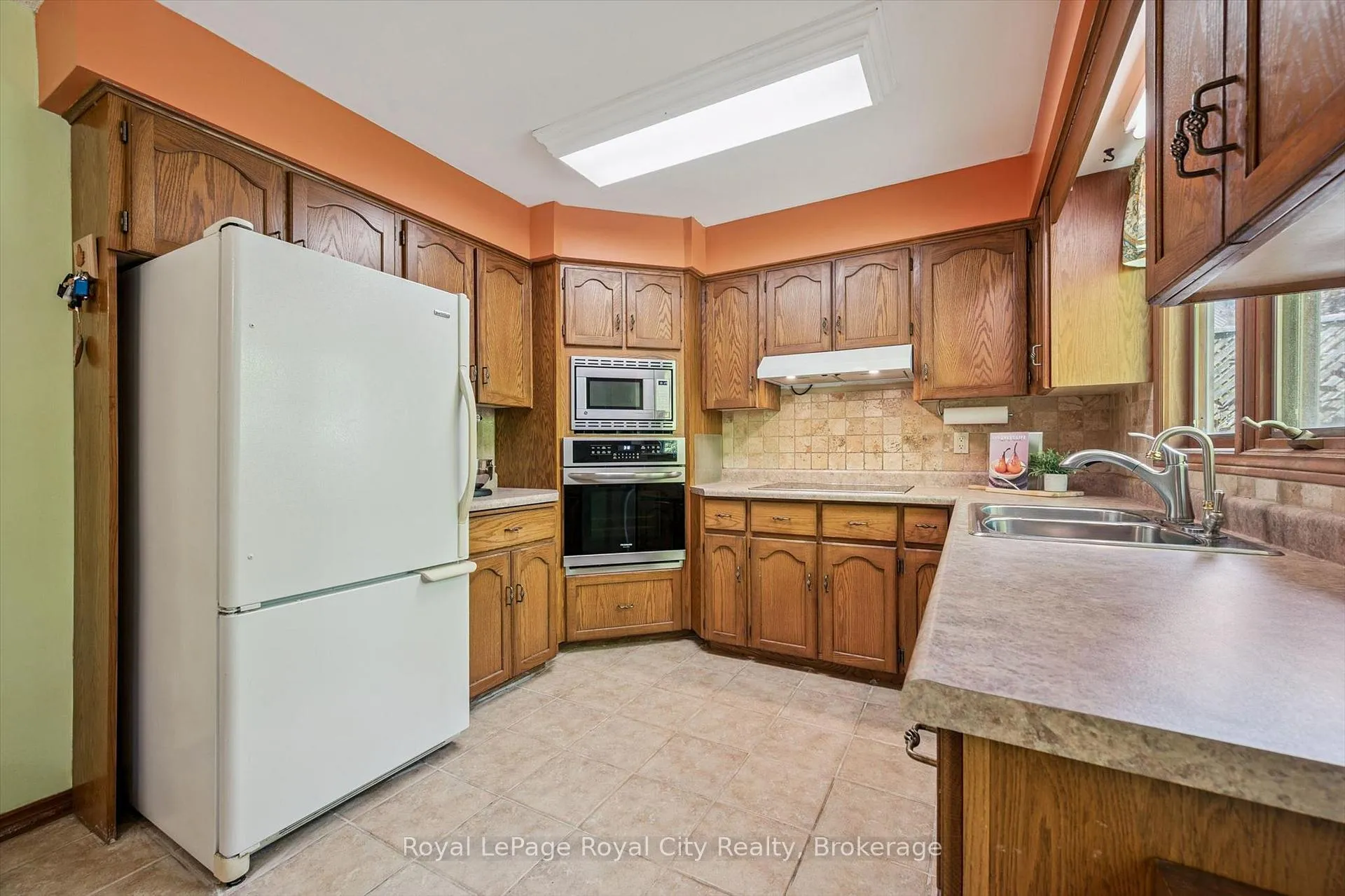 Photo 14 of 18 Mcelderry Road, Guelph, Kortright West — HOMEH
