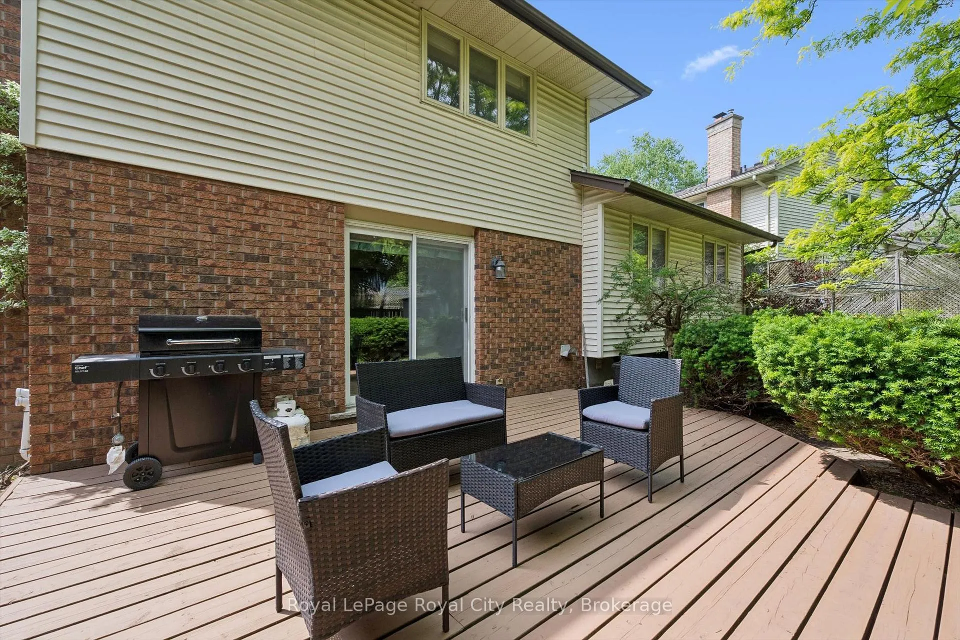 Photo 40 of 18 Mcelderry Road, Guelph, Kortright West — HOMEH