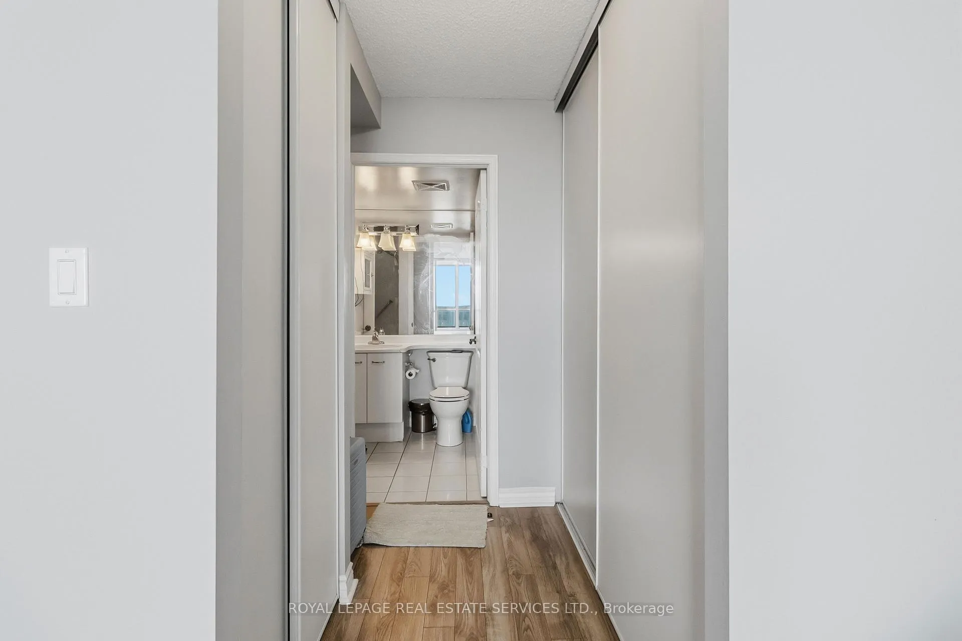 Photo 15 of Unit 1710, 1276 Maple Crossing Boulevard, Burlington, Brant — HOMEH