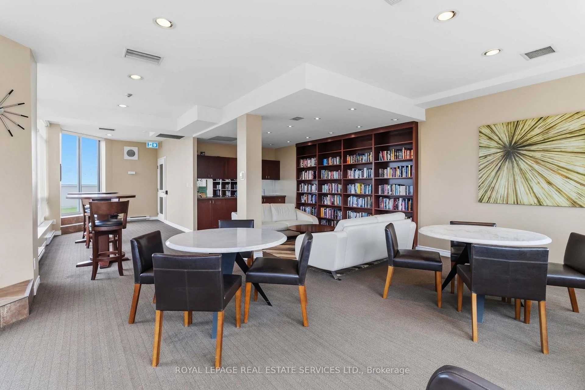 Photo 26 of Unit 1710, 1276 Maple Crossing Boulevard, Burlington, Brant — HOMEH