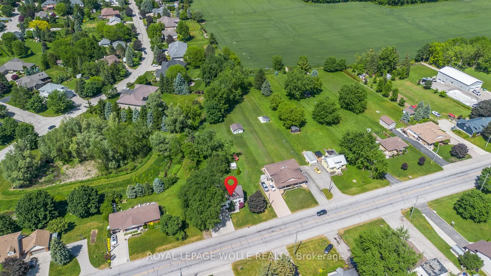 Photo 1 of 3407 Lobsinger Line, Wellesley — HOMEH
