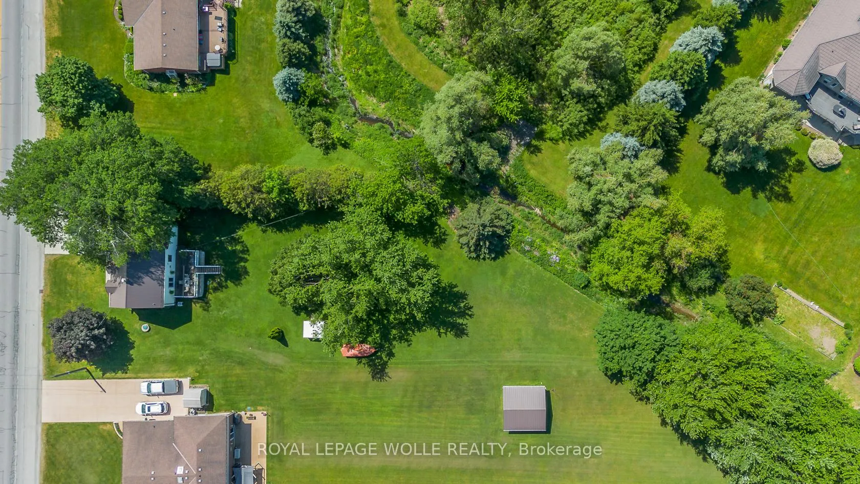 Photo 20 of 3407 Lobsinger Line, Wellesley — HOMEH